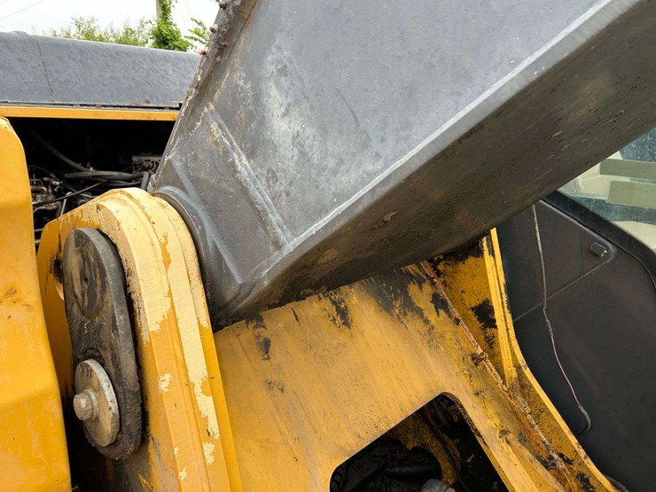 2006-deere-350d-lc-image-32