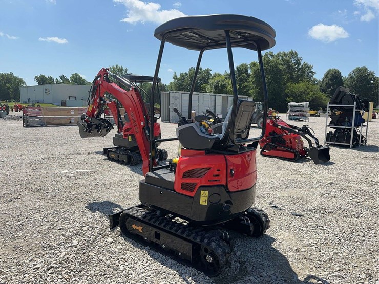 2026-sdline-sdee22-mini-excavator-image-3