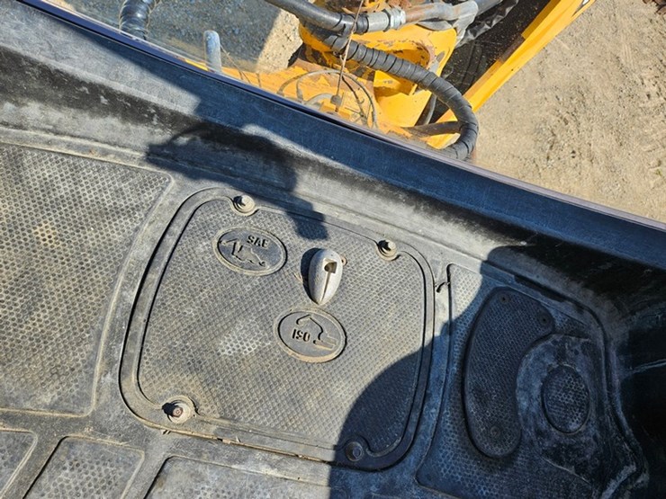 jcb-3cx-eco-image-46