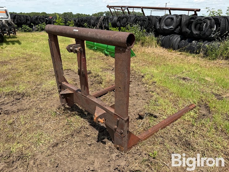 shop-built-3-pt-bale-fork-image-5