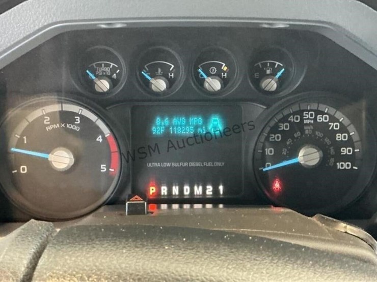 2014-ford-f550-image-18