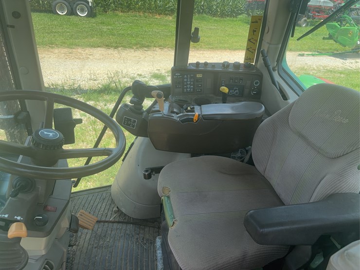 john-deere-6820-image-15