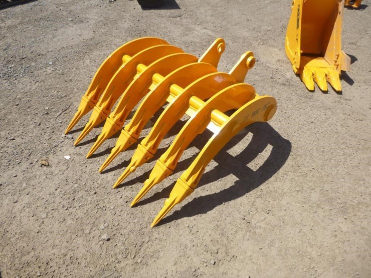 caterpillar-305-image-1