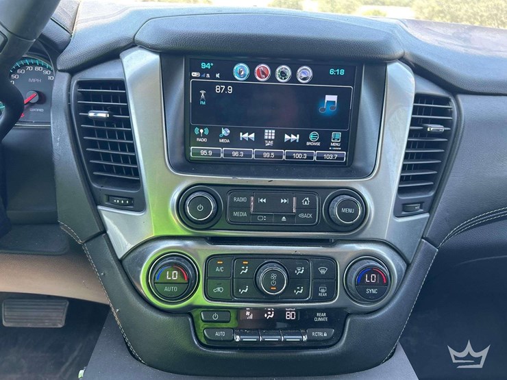 2019-chevrolet-tahoe-image-16