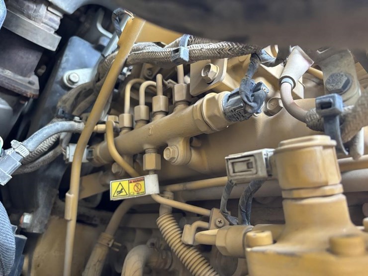 caterpillar-299d2-image-43