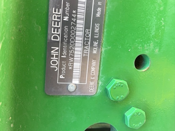 john-deere-7520-image-34