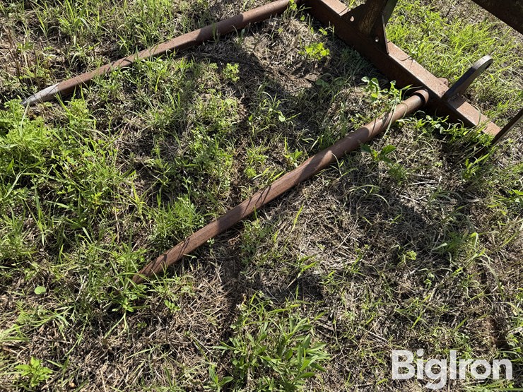 tri-l-loader-bale-spear-image-10
