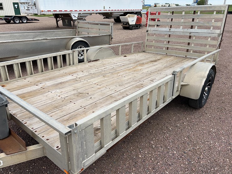 2020-aluma-utility-trailer-image-7