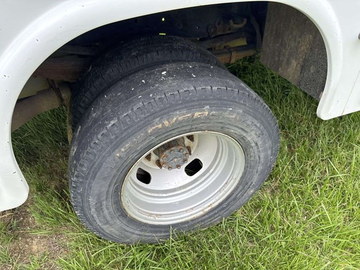 2012-ford-f350-image-14