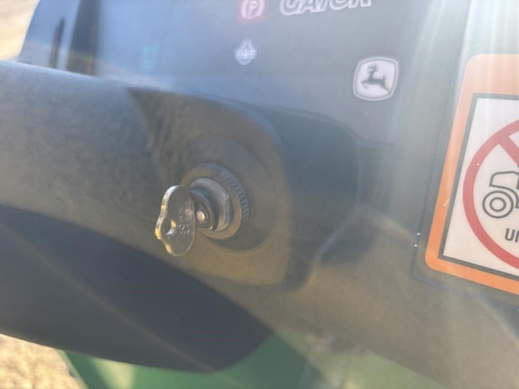 2013-john-deere-gator-ts-image-12