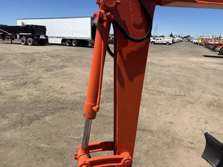 kubota-kh90-image-13