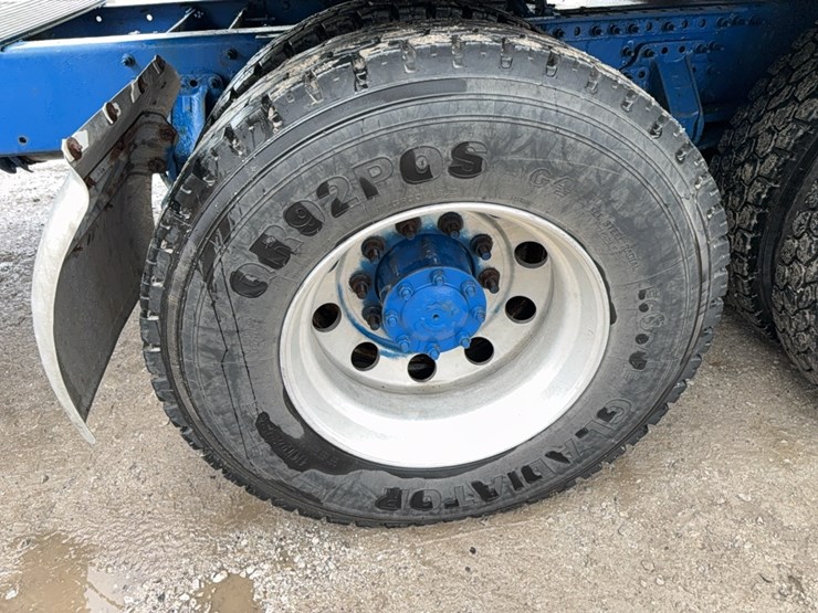 2012-mack-cxu613-image-30