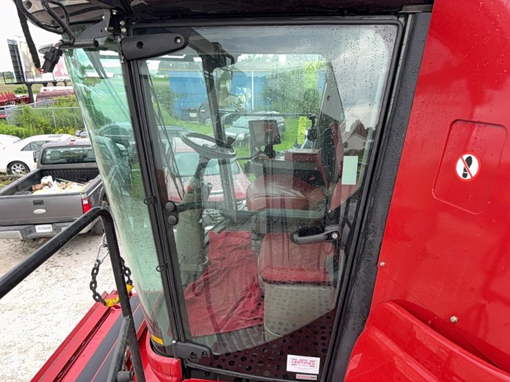 2022-case-ih-8250-image-62