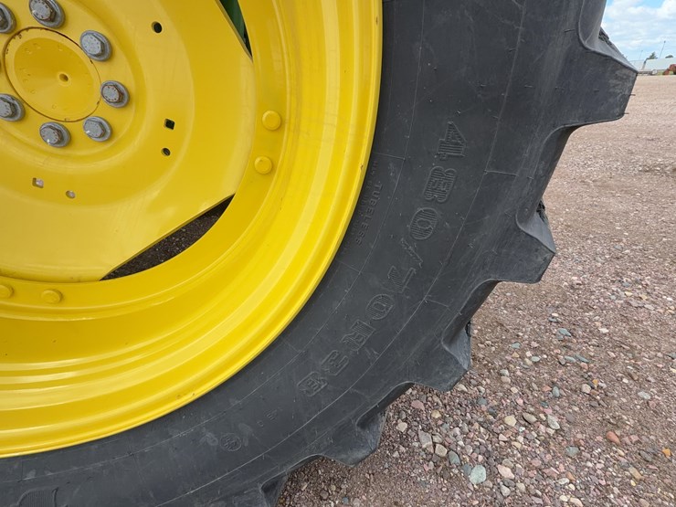2023-john-deere-6130m-image-21