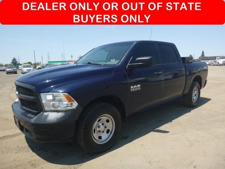2016-dodge-1500-image-1