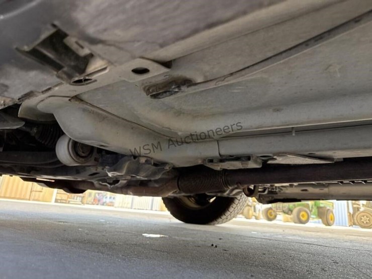2013-ford-taurus-sdn-image-25
