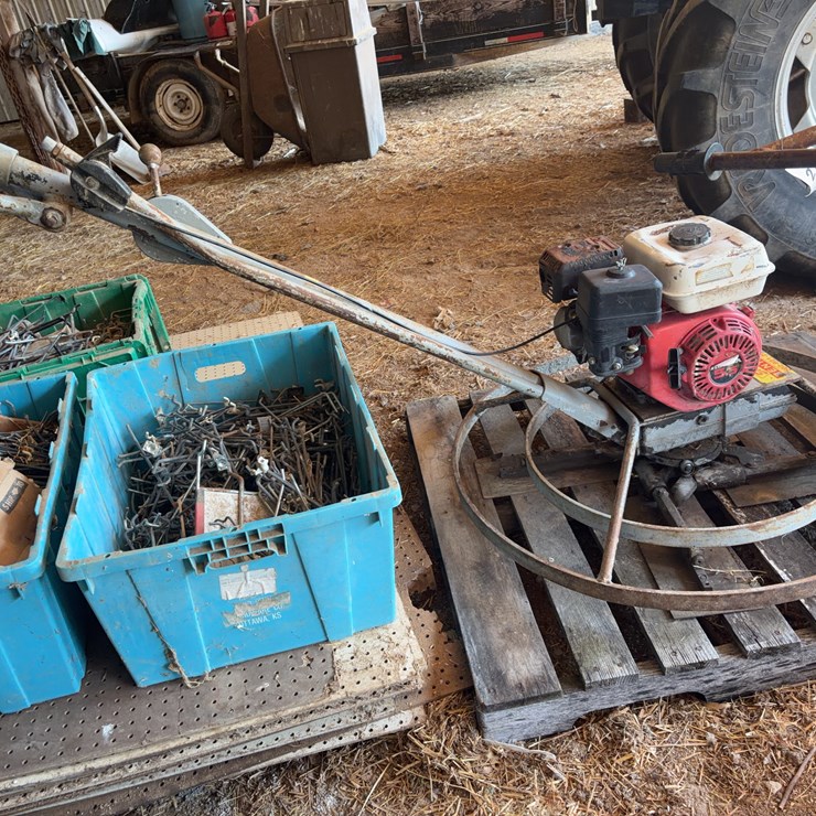 Trowler with Honda engine