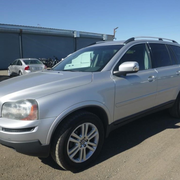 2010 VOLVO XC90