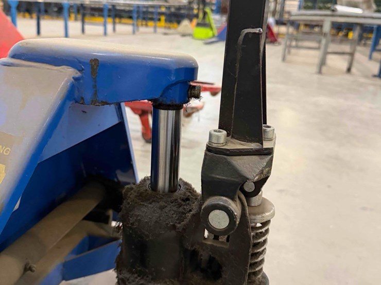 manual-pallet-jack-image-6