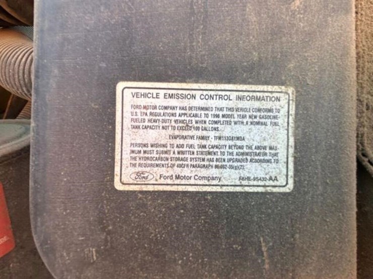 1996-ford-f700-image-30