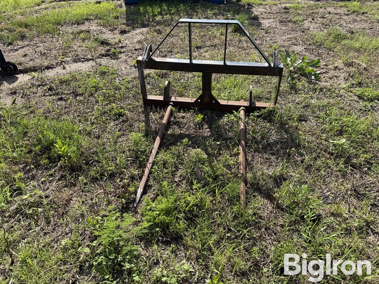 tri-l-loader-bale-spear-image-2