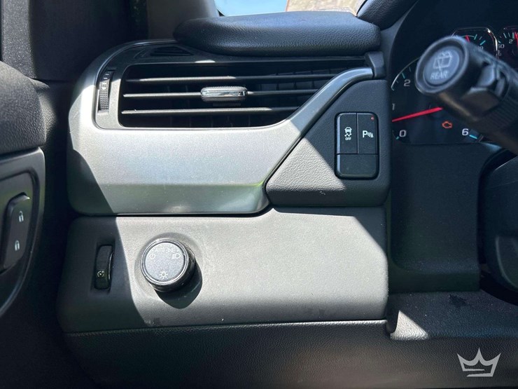 2019-chevrolet-tahoe-image-15
