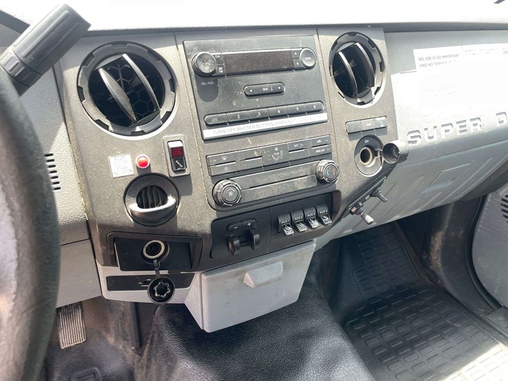 2012-ford-f450-image-13