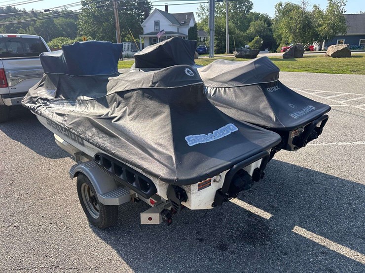 2007-sea-doo-gtx-4-tec-jet-ski,-2006-sea-doo-gtx-4-tec-jet-ski,-w/2017-triton-dual-ski-trailer-image-5