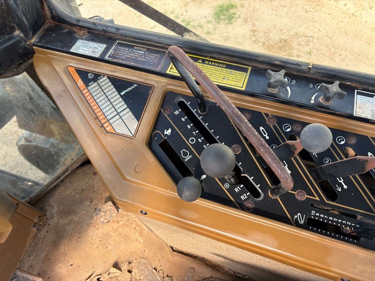 caterpillar-ch75c-image-16