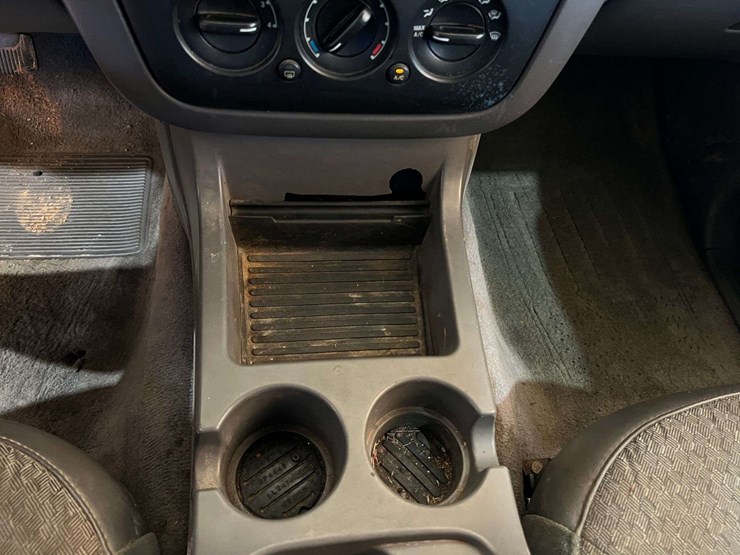 2002-ford-explorer-image-34