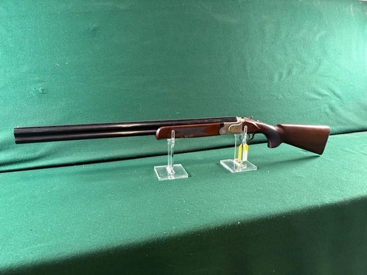 mossberg-silver-reserve-12ga-o/u-shotgun-image-12