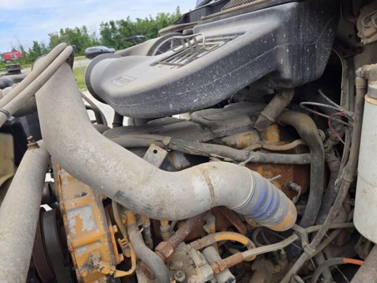 2007-caterpillar-15-image-41