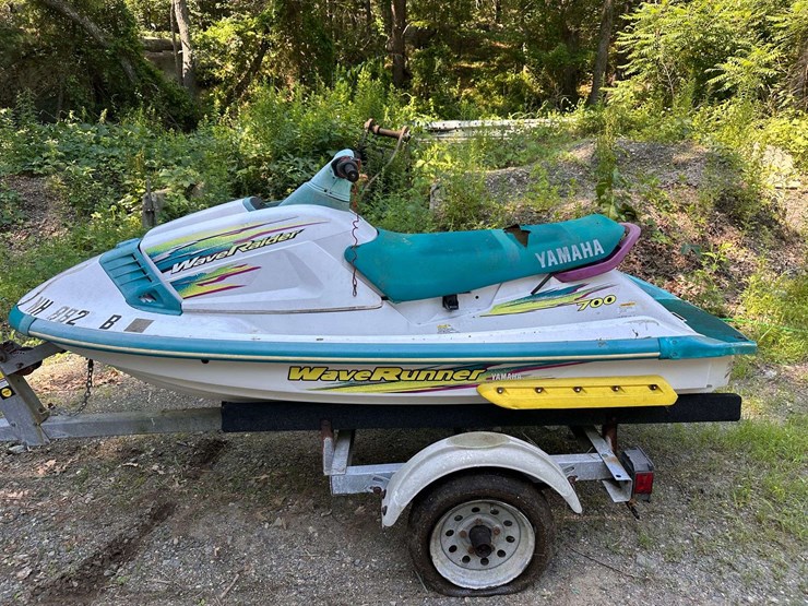 1997-yamaha-wave-raider-700-wave-runner-jet-ski-w/single-axle-trailer,-image-4
