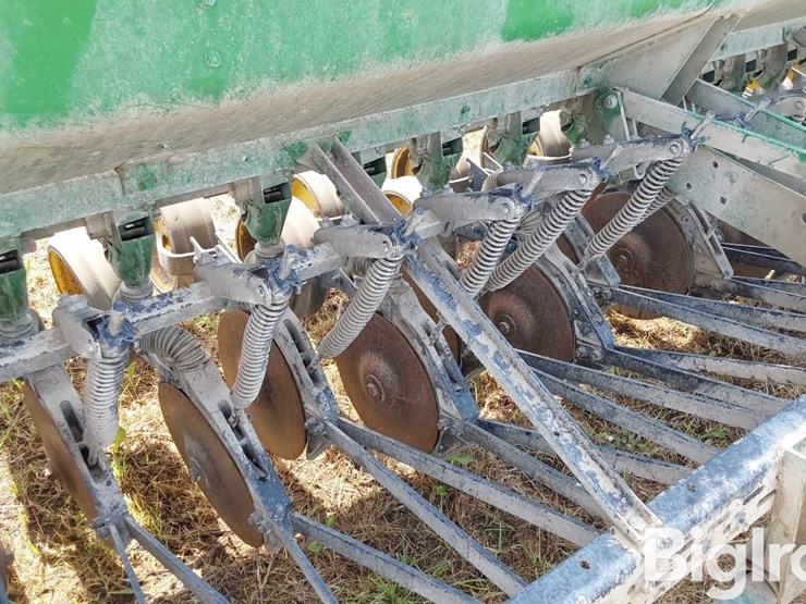 john-deere-450-image-14
