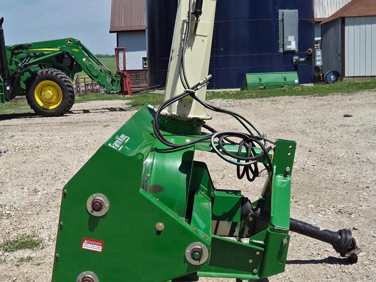 farm-king-960-snowblower-image-4