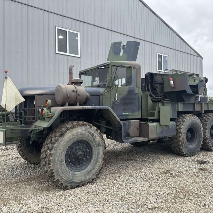 1972 M816 6X6 Rotary Wrecker Crane