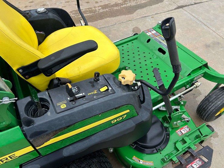 2014-john-deere-997-image-13