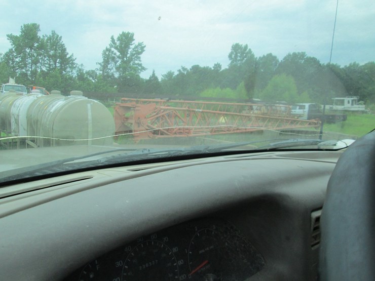 2000-ford-f350-image-35