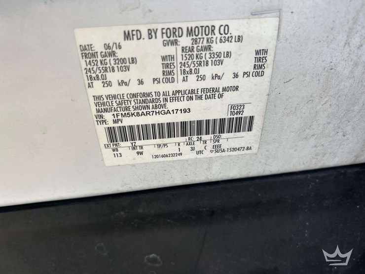 2017-ford-explorer-image-5