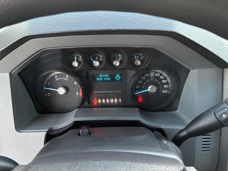 2016-ford-f650-xlt-image-24