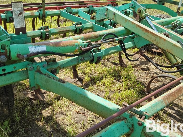 deutz-allis-27'-field-cultivator-image-15