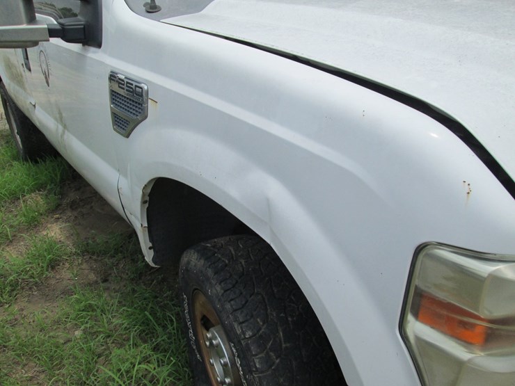 2008-ford-f250-image-16