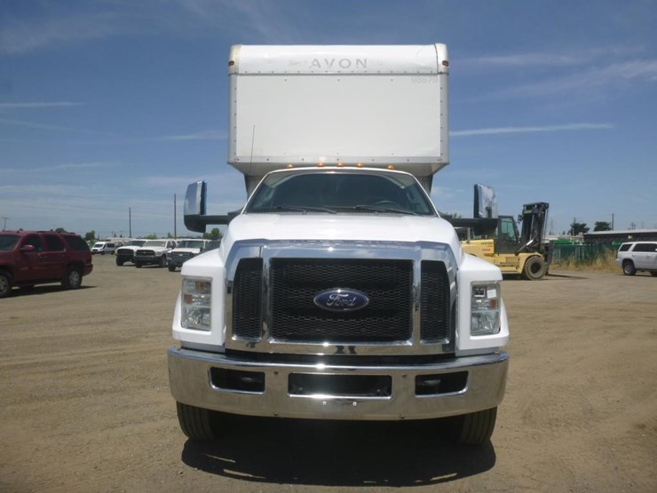 2016-ford-f650-xlt-image-8