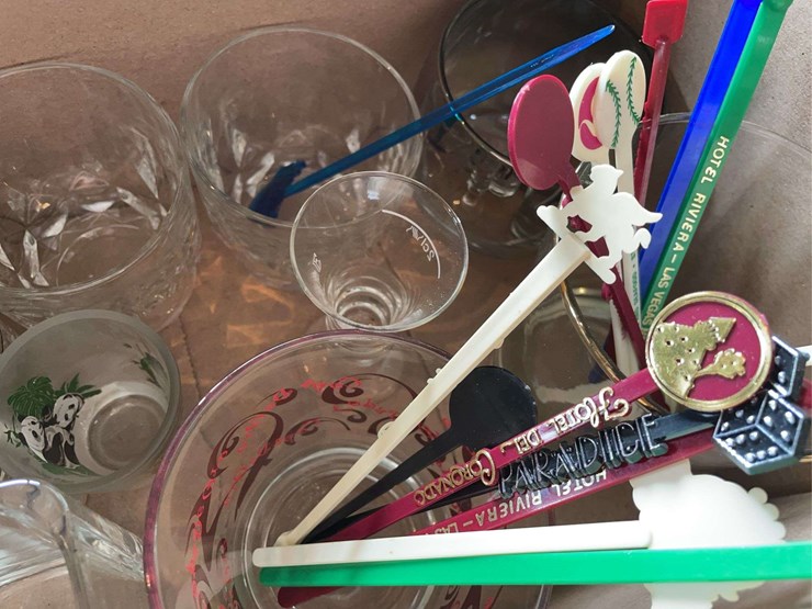 barware-collection-including-ice-bucket,-milk-glass,-and-assorted-drink-stirrers-image-8
