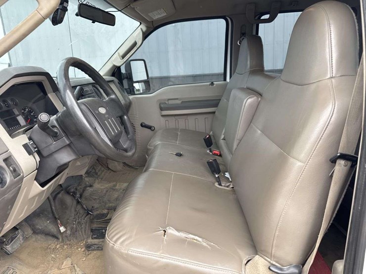 2007-ford-f250-xl-image-9