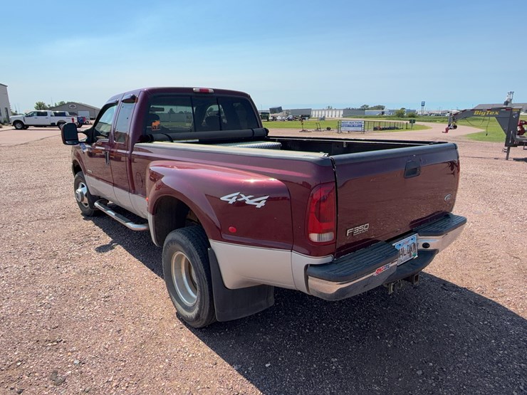 2004-ford-350-image-6