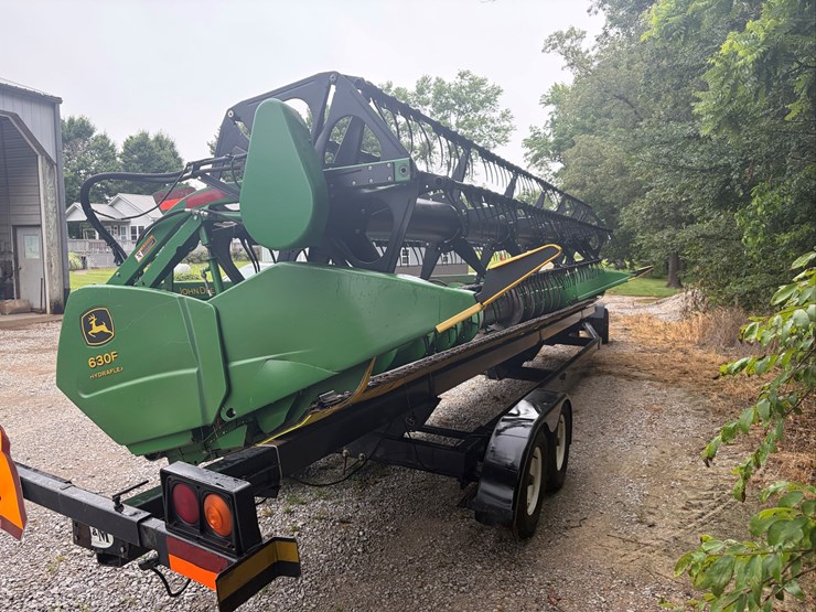 john-deere-630f-image-4