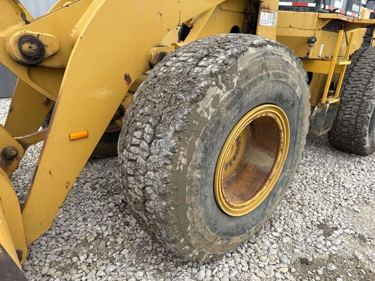 caterpillar-928g-image-8