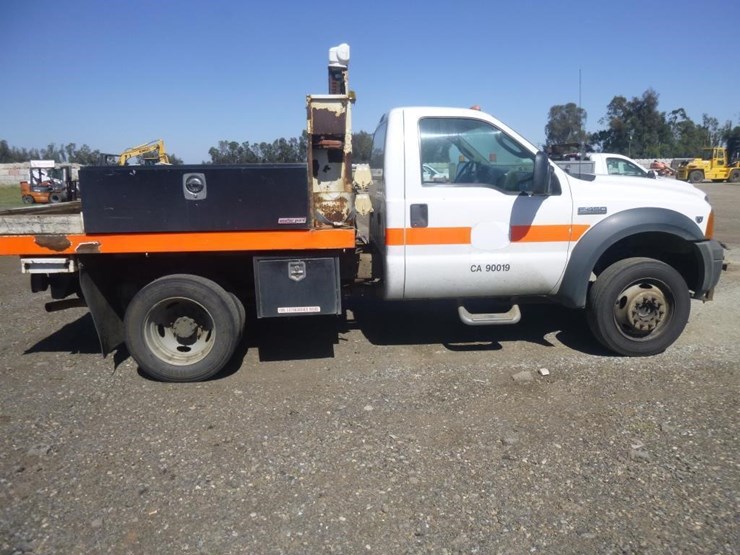 2007-ford-f450-image-16