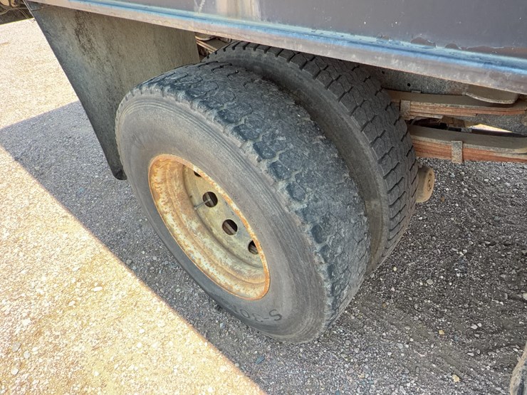 1997-mack-ms200p-dump-truck-image-32